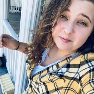 Meet your Posher, Shelby